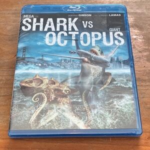Mega Shark vs Giant Octopus Blu-ray NEW - Deborah Gibson Lorenzo lamas